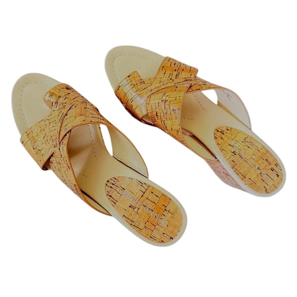 DONALD J. PLINER Women's Fuji 2 Patent Cork Toe-Ring Sandals Worn Once Size 8